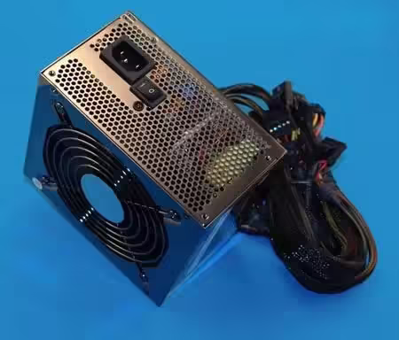 Fuente de alimentación Cooler Master iGreen Power 600 W Fuente de alimentación Cooler Master iGreen Power 600 W