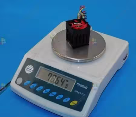 peso conjunto disipador más ventilador